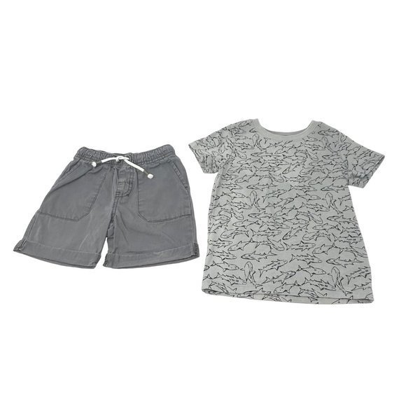 Boy's -  3 Pair of Shorts & 3 Shirts - Size 3   (1 shorts - size 2) - Picture 4 of 6